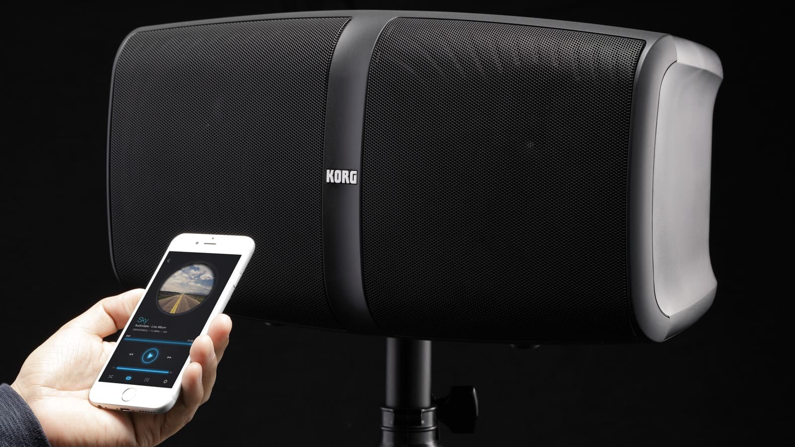 Korg Konnect Speaker-System plus Smartphone
