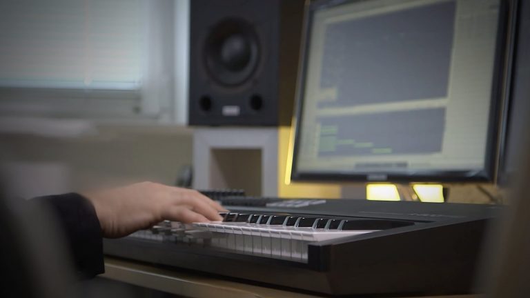 Stagepiano an den PC anschliessen