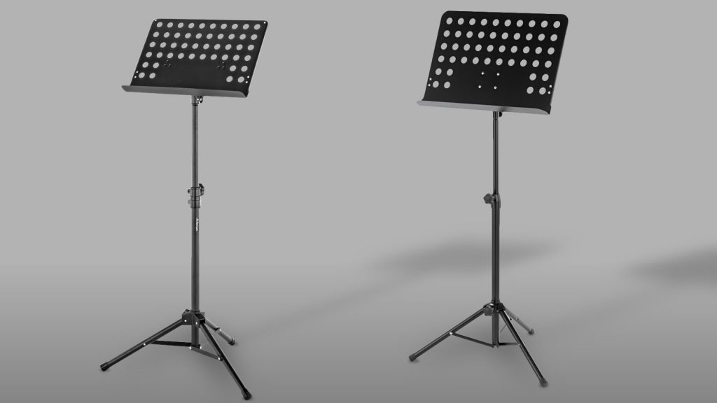 Anhand der Produktabbildung kaum zu unterscheiden: Zwei Orchesterpulte aus dem Thomann-Sortiment. Beide recht günstig, aber in sehr unterschiedlicher Qualität.