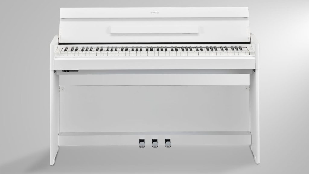 Yamaha YDP-S55 in weiß mit geöffentem Tastaturdeckel (Bildquelle: Yamaha)