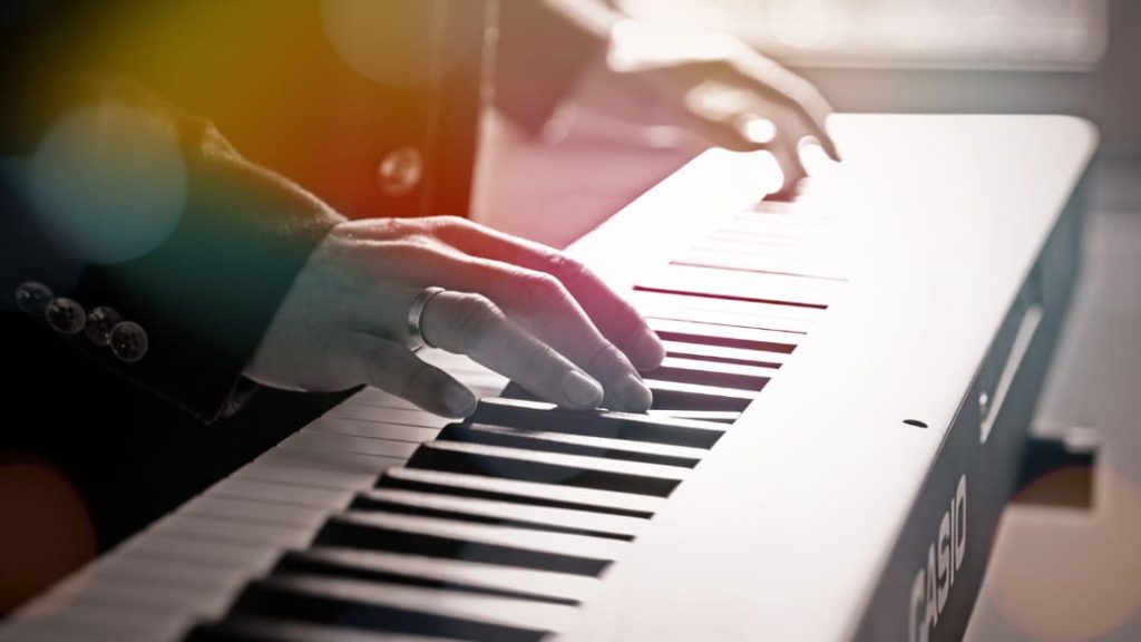 E-Piano Test - die besten Digitalpianos zwischen 300 und 1.200 EUR (Bildquelle: Casio)