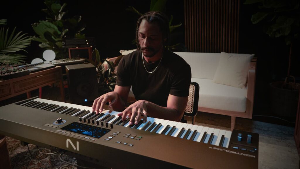 NI Kontrol S88 - USB-Masterkeyboard (Bildquelle: Native Instruments)