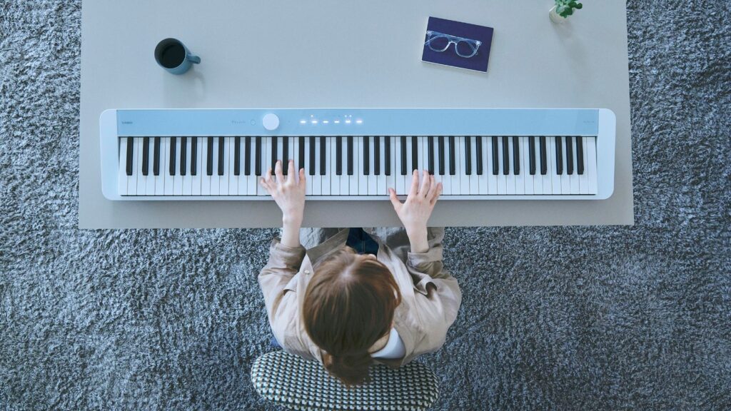 02-casios-bestseller-digitalpianos-neue farben