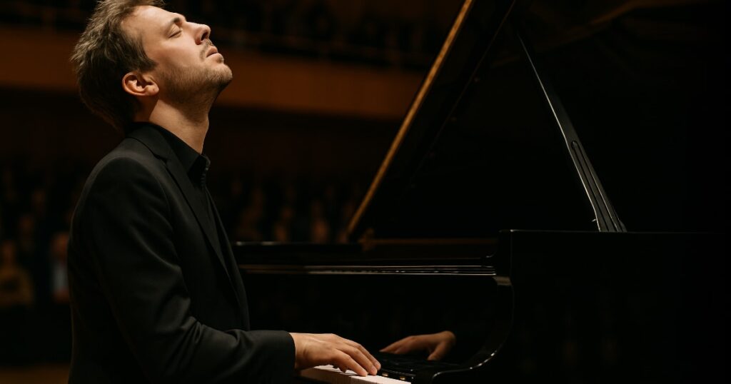 Ausdrucksvoll und emotional Klavierspielen. Wie viel Arbeit tatsächlich dahintersteckt, zeigt die Dokumentation "Die Alchemie des Klavier".