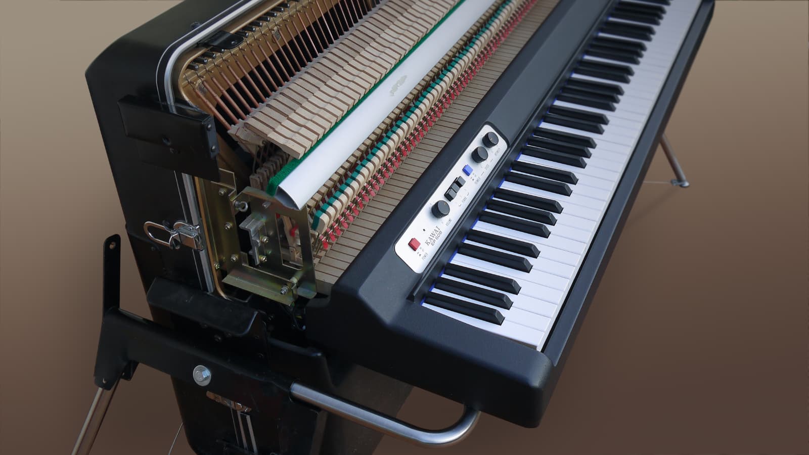 Kawai EP-608 - halbakustisches Hybrid-Piano (Bildquelle: Bernhard Lösener)