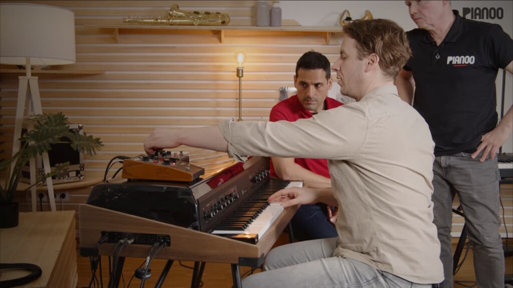 Rhodes MK8 im Video-Test 