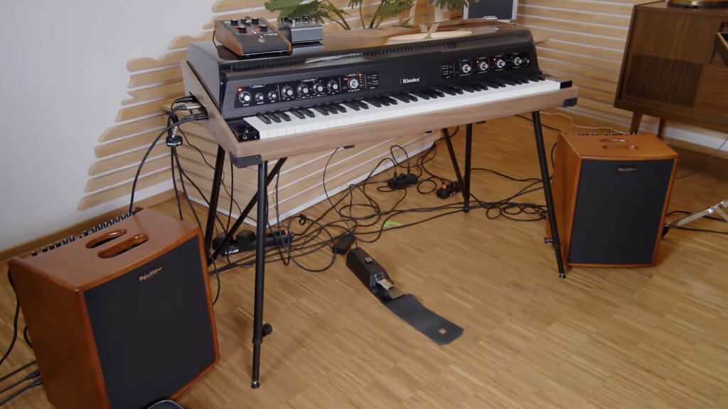 Testsetup Rhodes MK8 - Hughes & Kettner era 2