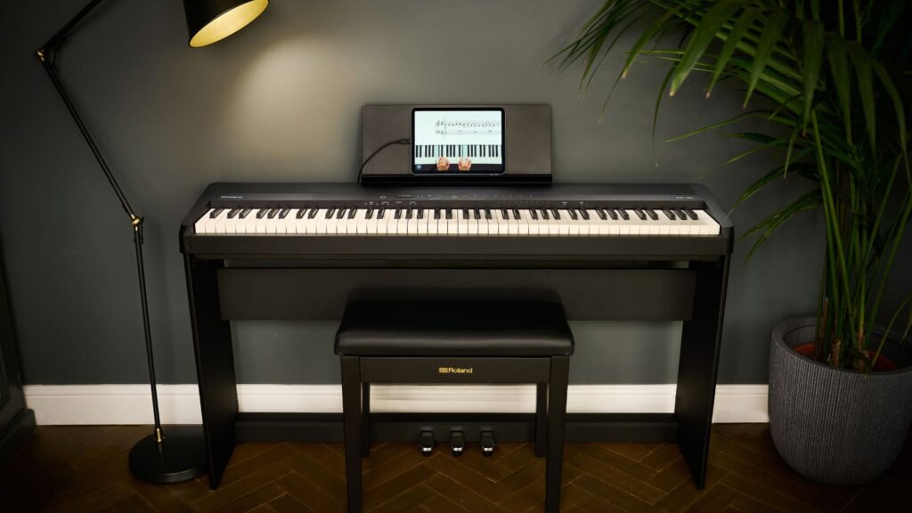Roland FP-40 - Stativ
